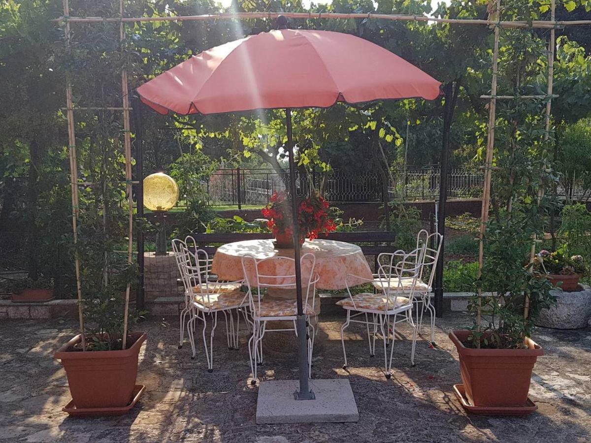 Apartment Parenzana Bibali 65 A 52460-Buje Exterior photo